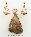 Ribbon Stone Pendant Set